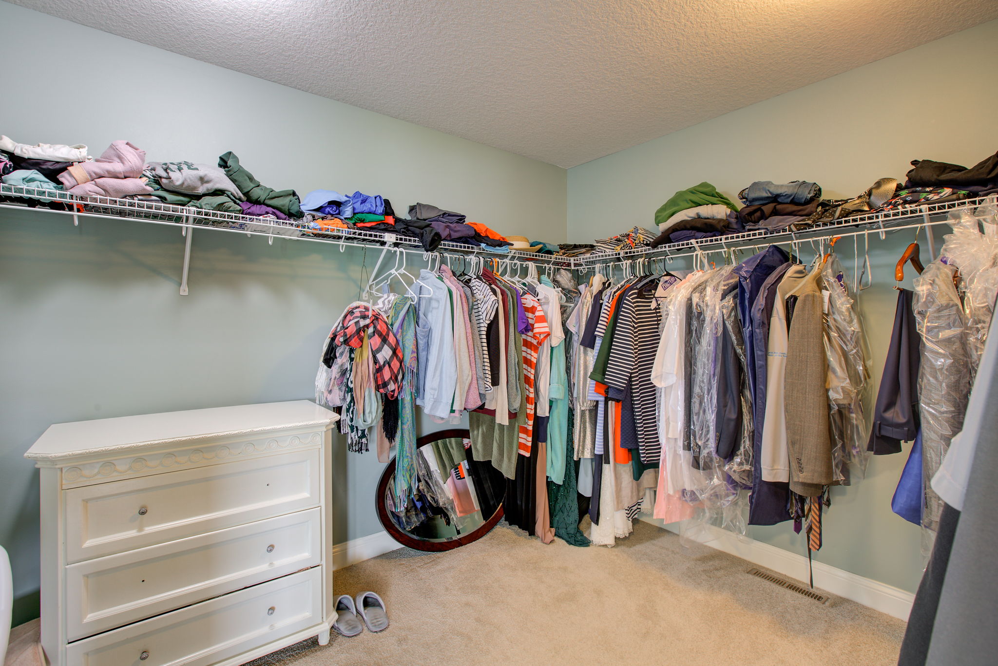 24 Bedroom 1 Closet