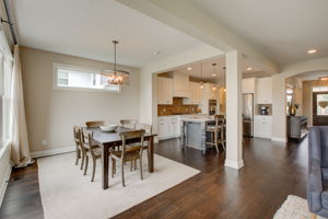 11 Breakfast Area