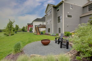 38 Back Yard