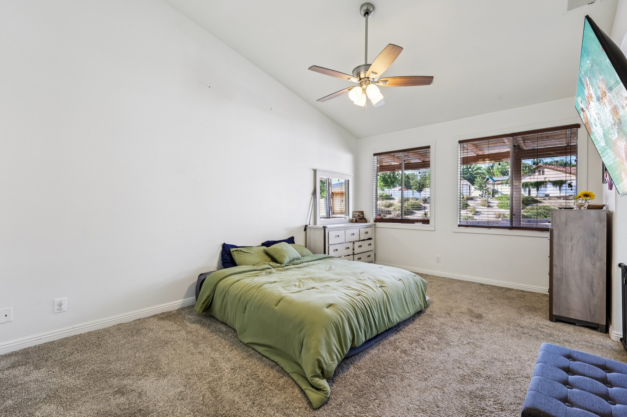 Open View Rd-L1008-035.jpg