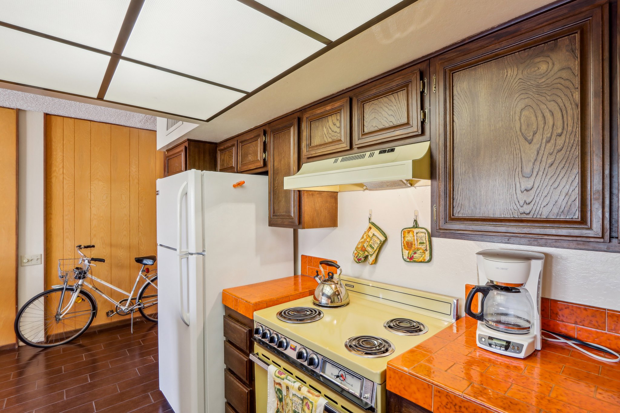 E Palm Canyon Dr-1704-012.jpg