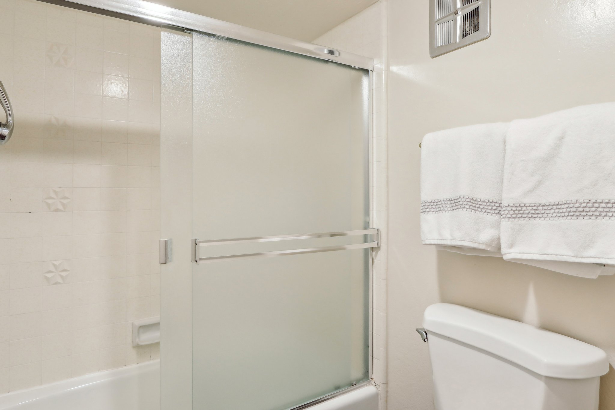 E Palm Canyon Dr-1704-019.jpg