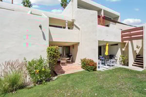 E Palm Canyon Dr-1704-026.jpg