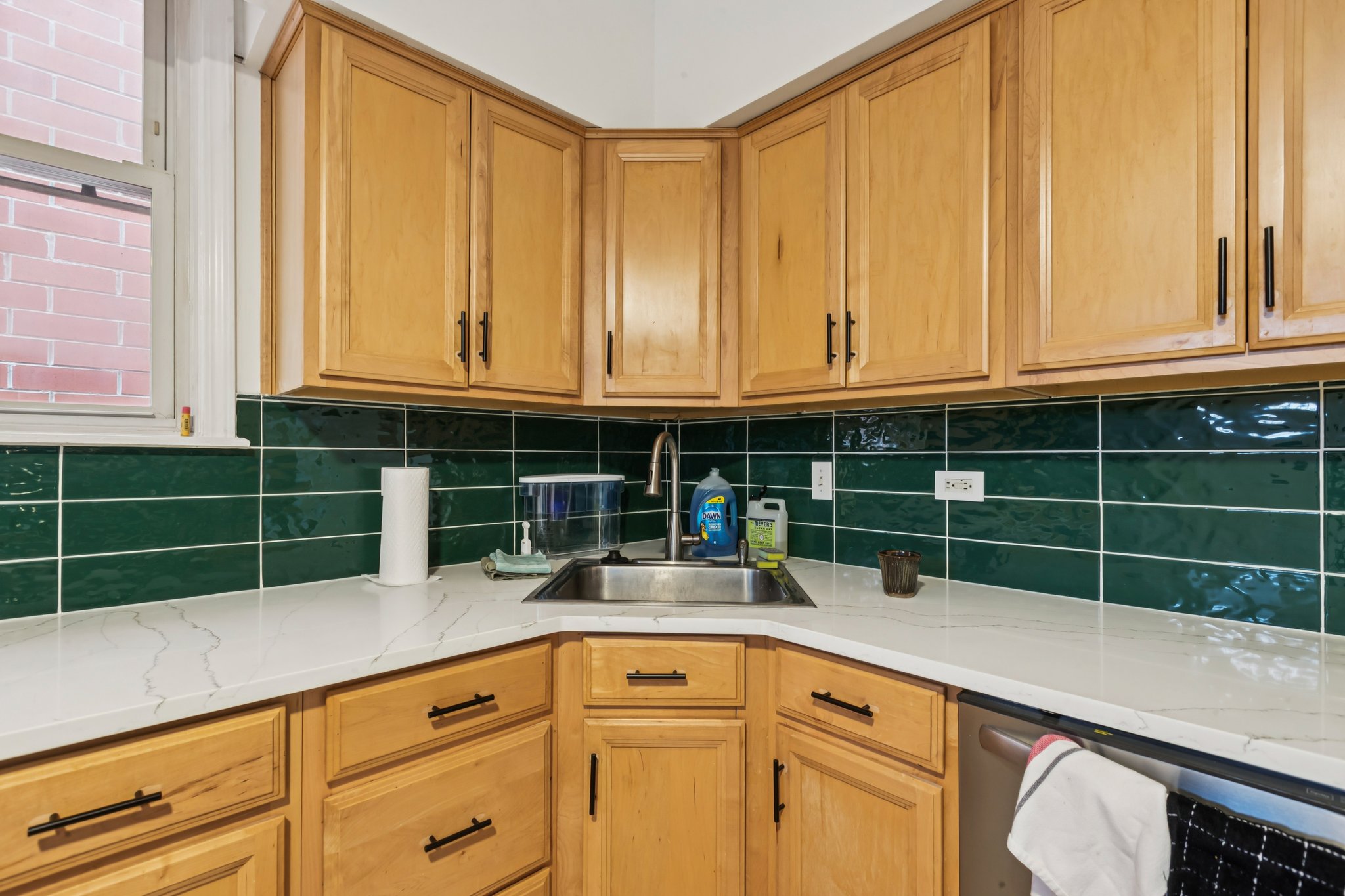 N Artesian Ave-S1001-020.jpg