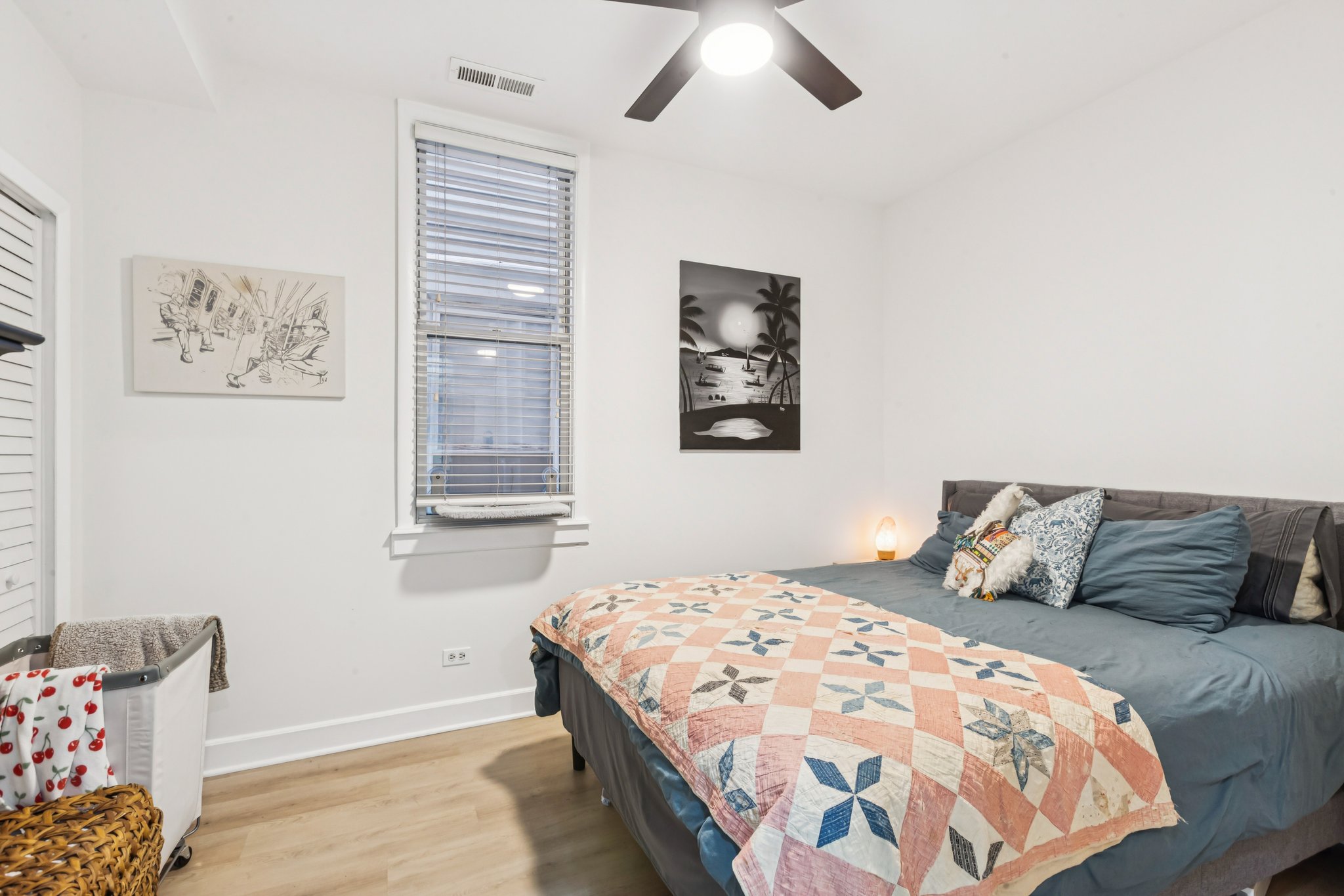 N Artesian Ave-S1001-026.jpg