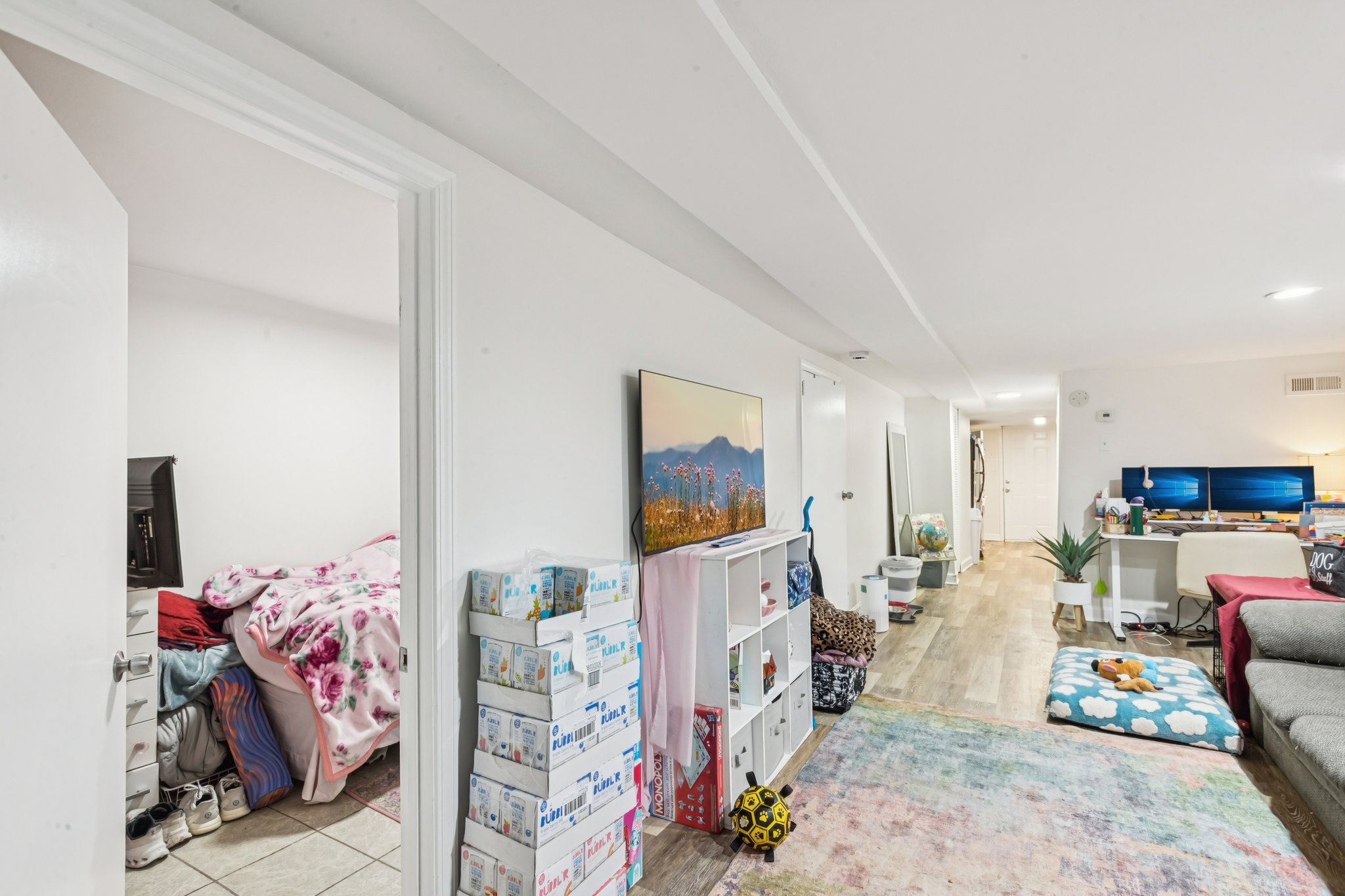 N Artesian Ave-S1001-053.jpg