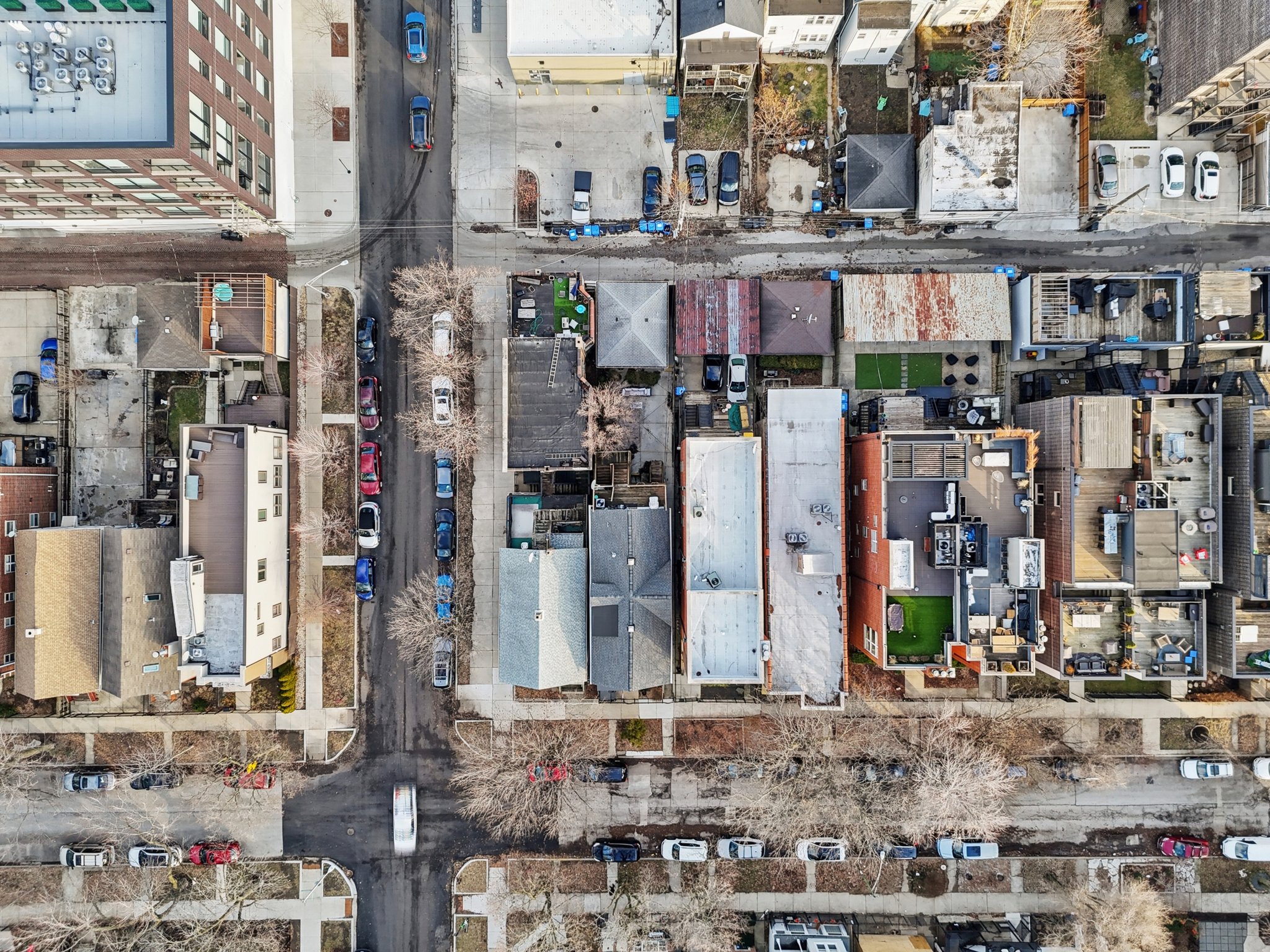 N Artesian Ave-S1001-079.jpg