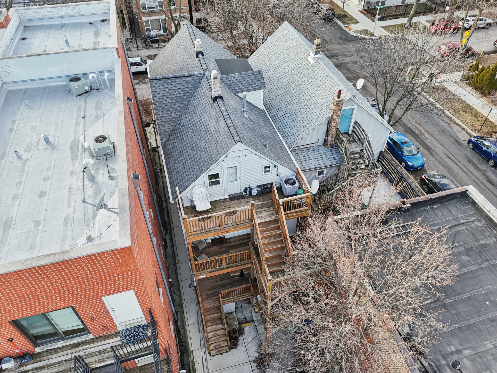 N Artesian Ave-S1001-082.jpg