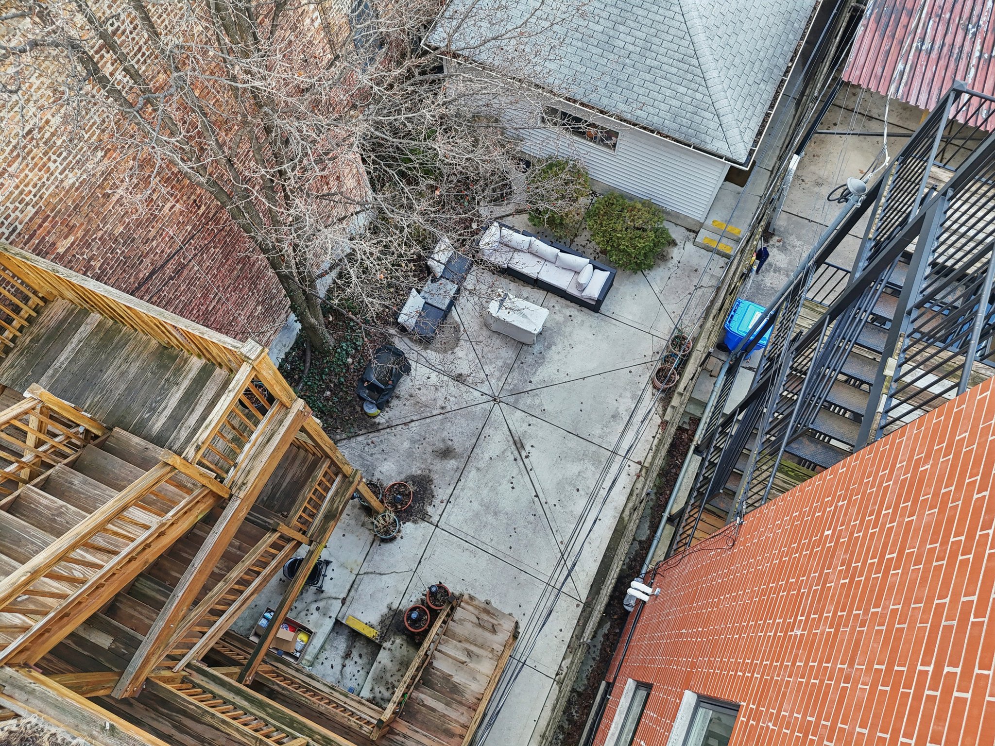 N Artesian Ave-S1001-083.jpg