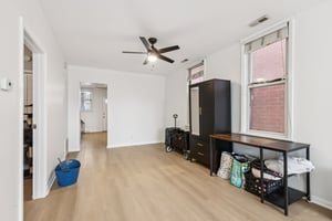 N Artesian Ave-S1001-044.jpg