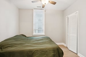 N Artesian Ave-S1001-046.jpg