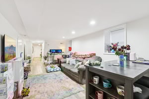 N Artesian Ave-S1001-052.jpg