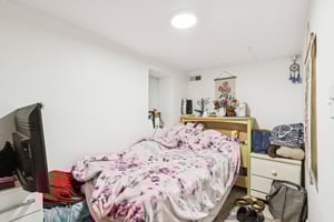 N Artesian Ave-S1001-058.jpg