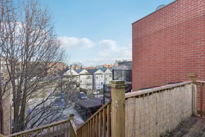 N Artesian Ave-S1001-071.jpg