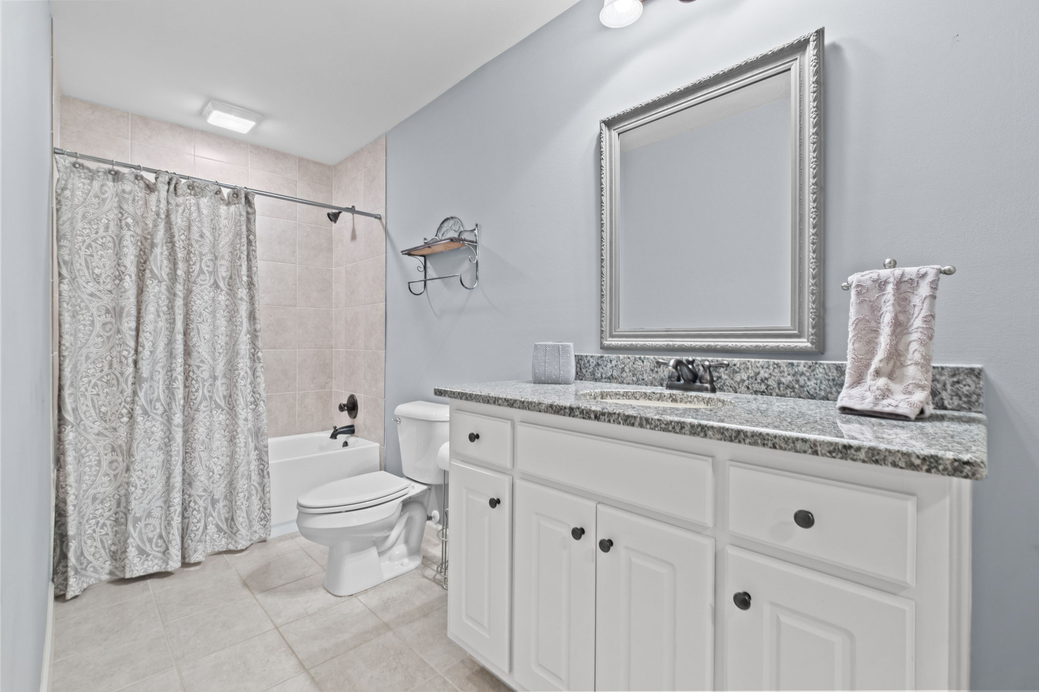  Photo 63