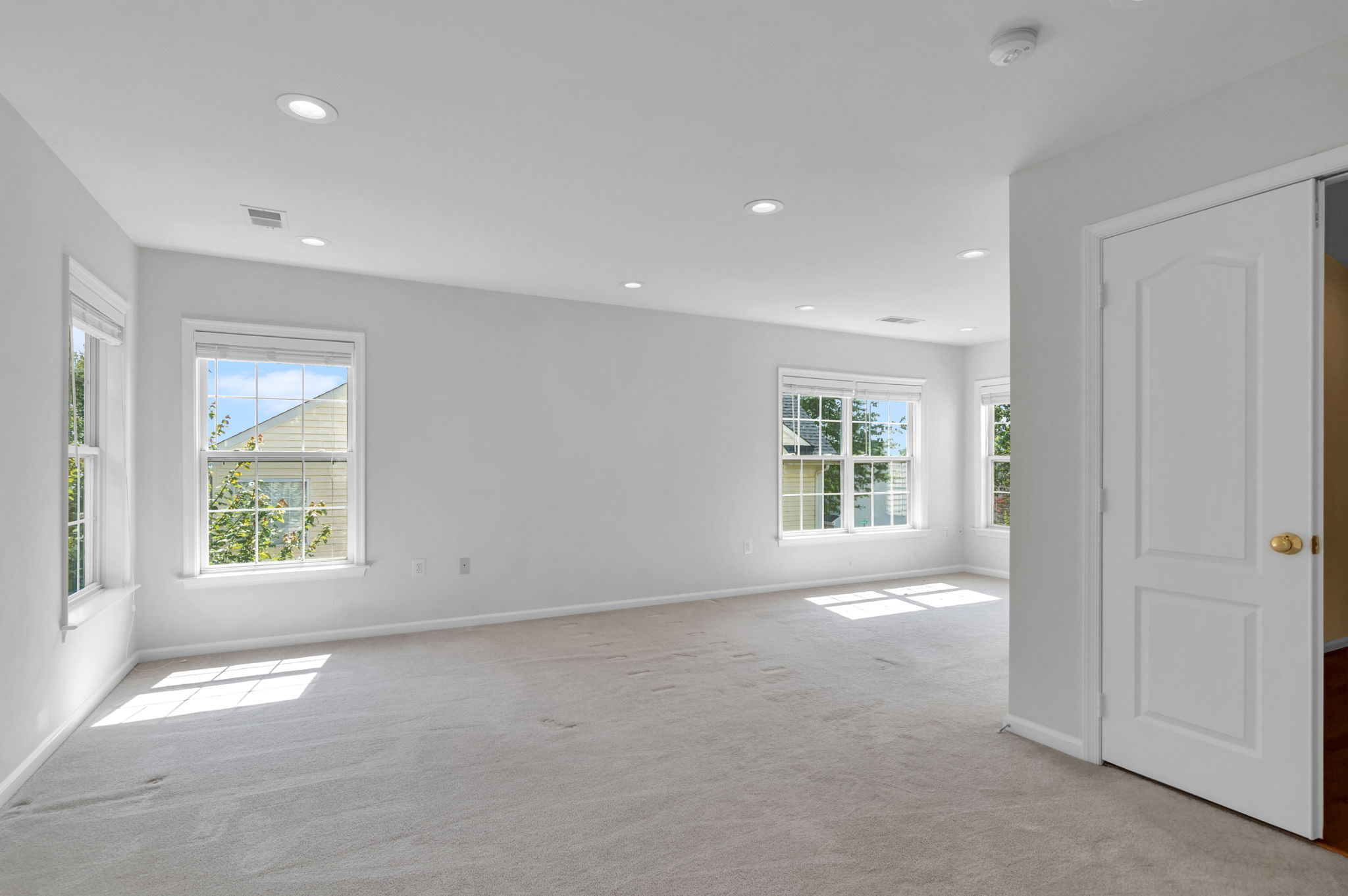 Very spacious primary suite!