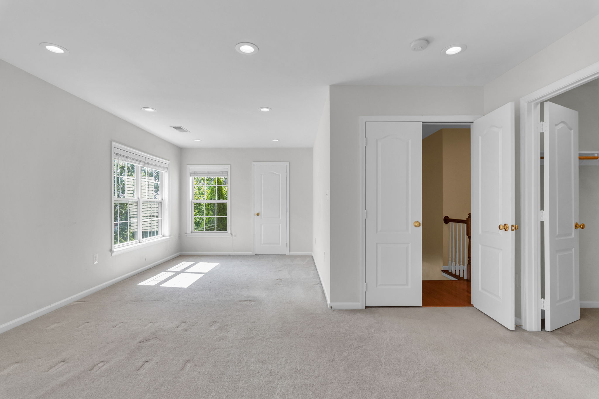 Very spacious primary suite!