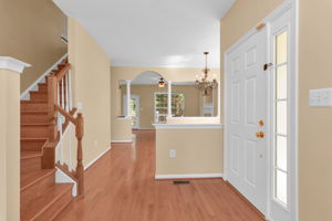 Open floor plan!