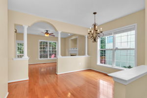 Separate dining room!