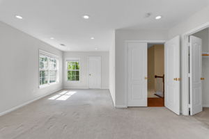 Very spacious primary suite!