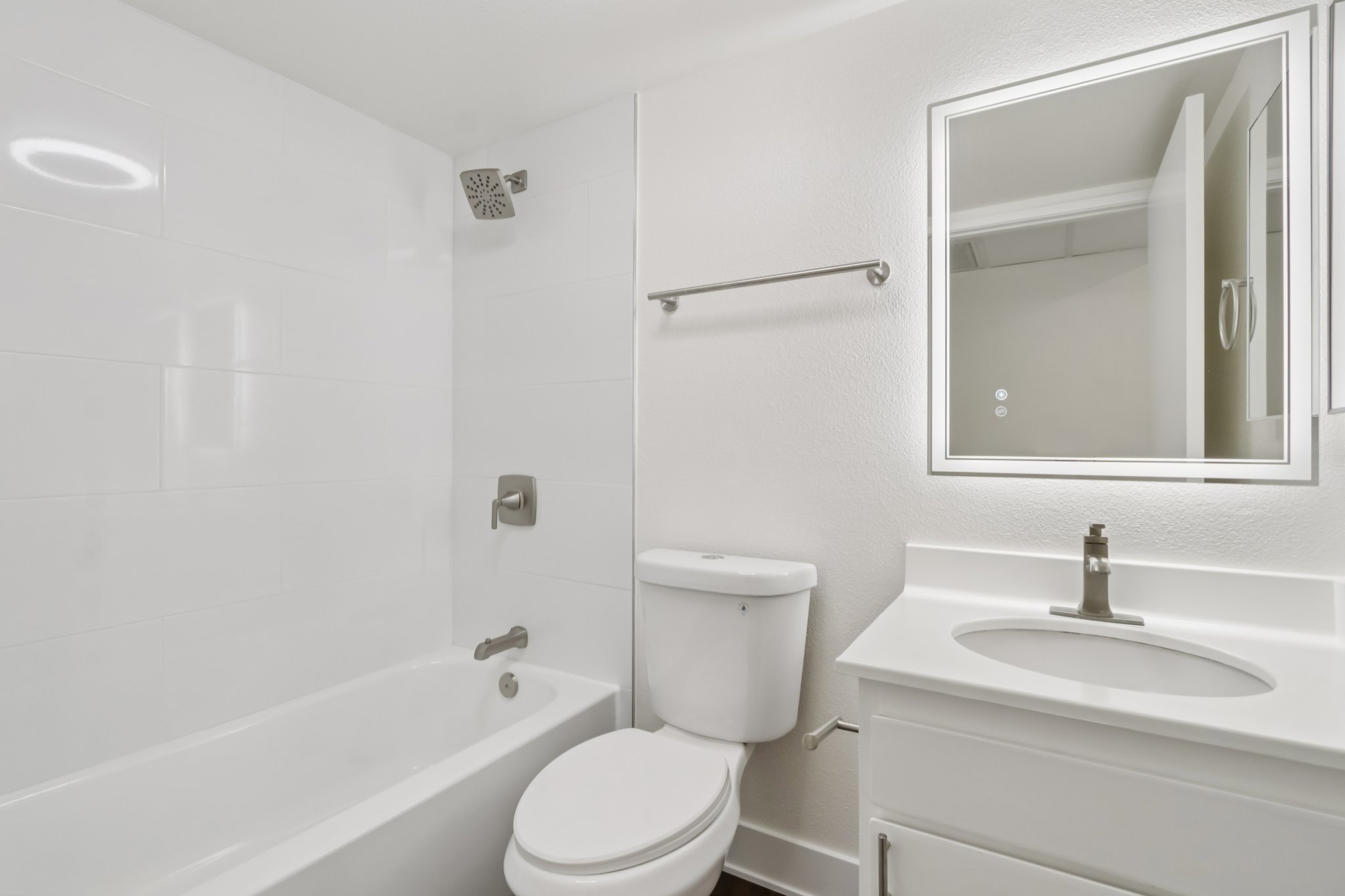 16550 Vanowen St unit 319-S0503-009.jpg