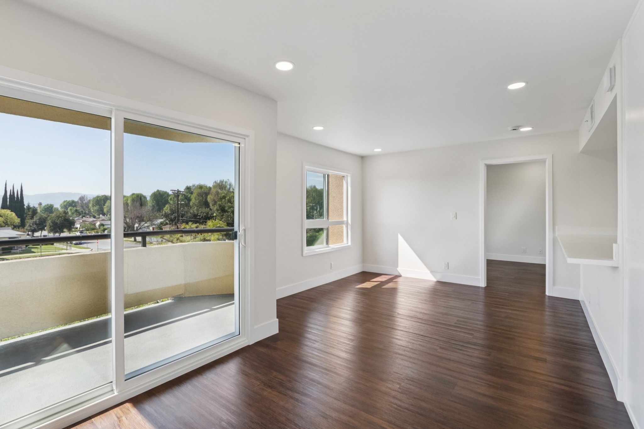 16550 Vanowen St unit 207-S0503-001.jpg