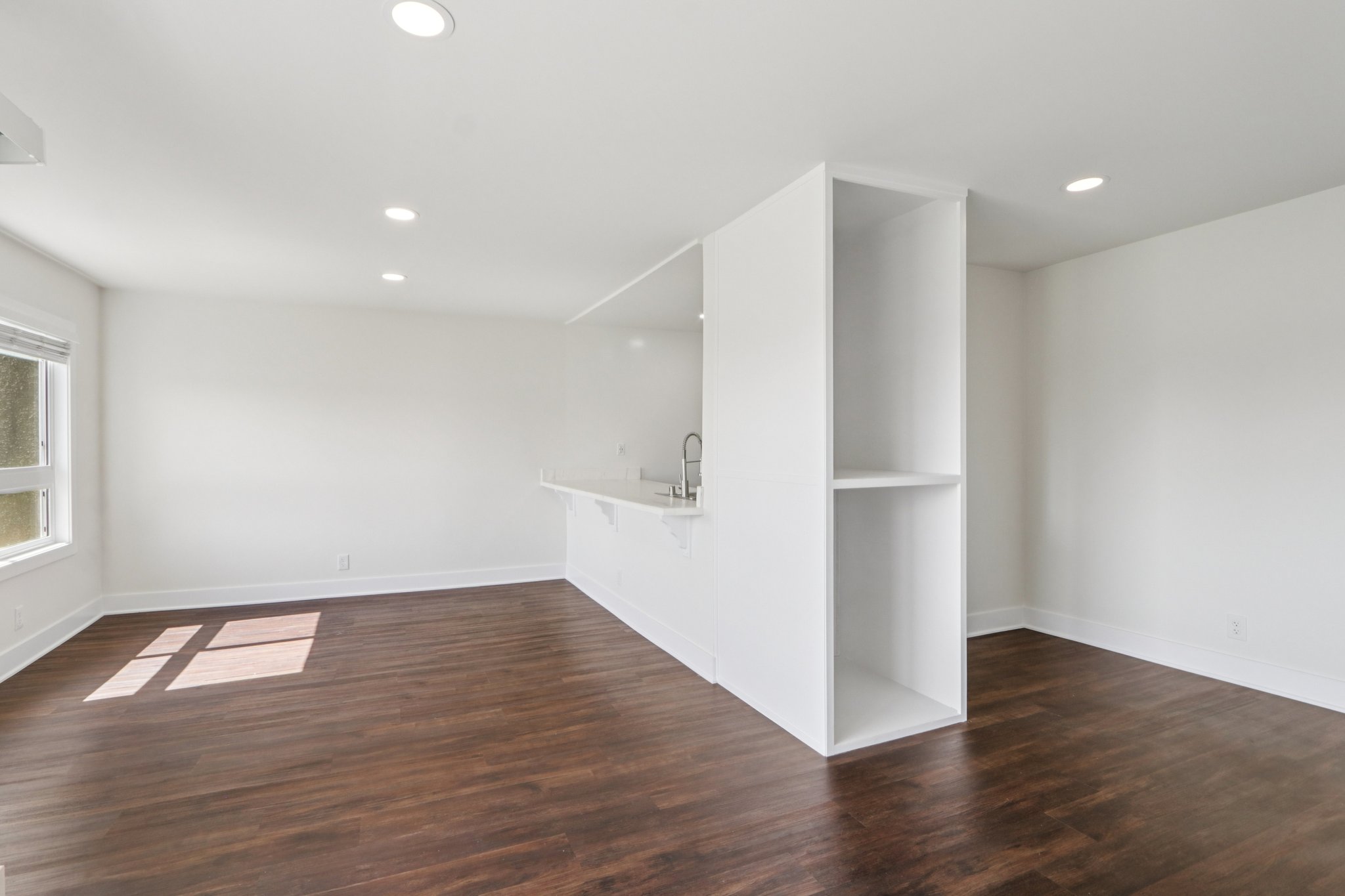 16550 Vanowen St unit 105-S0503-003.jpg