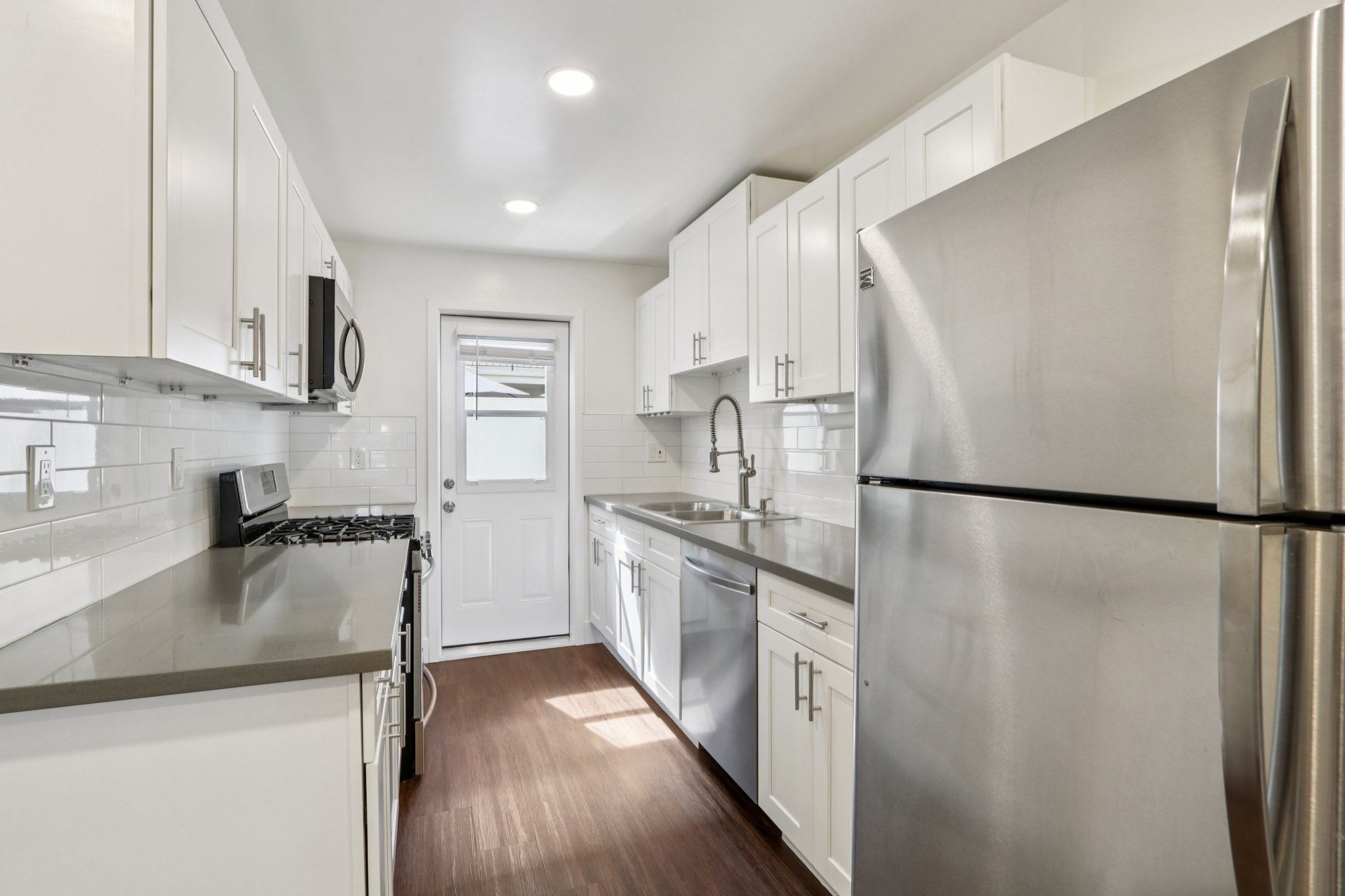 16550 Vanowen St unit 114-S0503-006.jpg