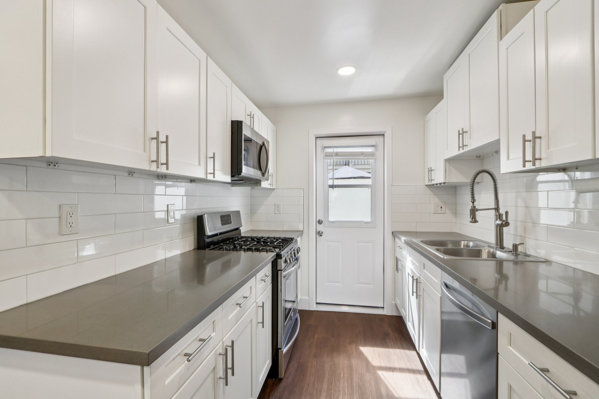 16550 Vanowen St unit 114-S0503-007.jpg