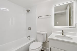 16550 Vanowen St unit 319-S0503-009.jpg