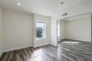 16550 Vanowen St unit 209-S0503-014.jpg