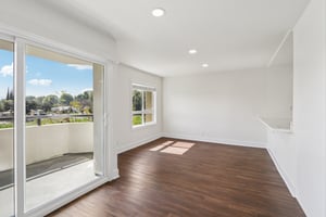 16550 Vanowen St unit 105-S0503-002.jpg