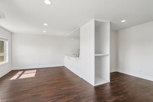 16550 Vanowen St unit 105-S0503-003.jpg