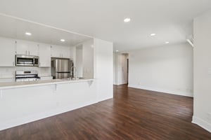 16550 Vanowen St unit 105-S0503-004.jpg