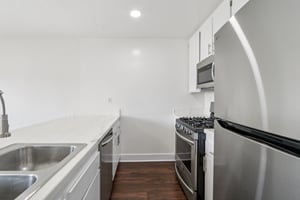 16550 Vanowen St unit 105-S0503-006.jpg