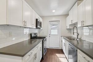 16550 Vanowen St unit 114-S0503-007.jpg