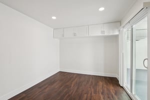 16550 Vanowen St unit 114-S0503-010.jpg