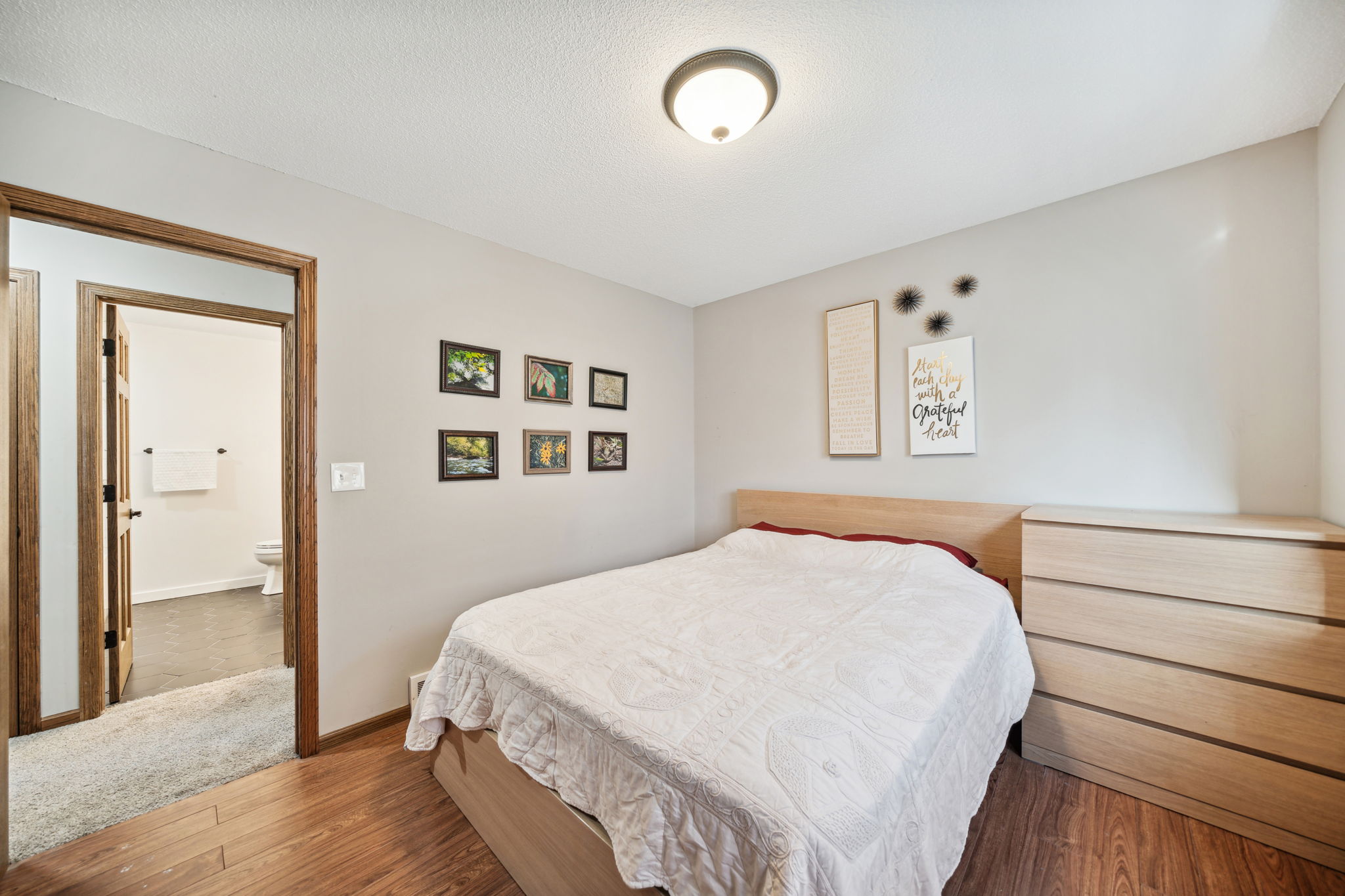 26_Interior
