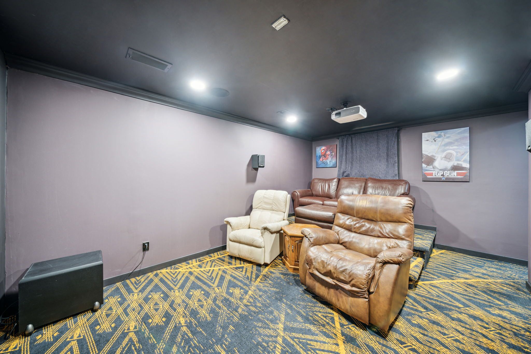 36_Interior