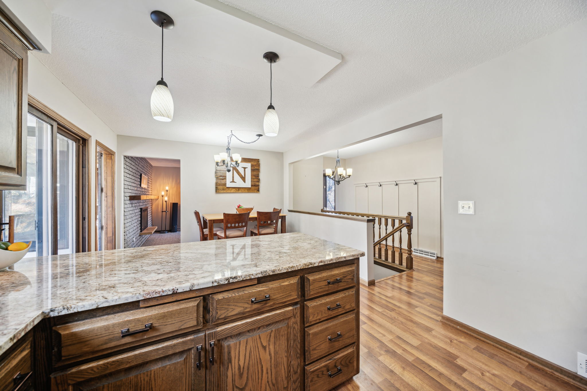 21_Interior