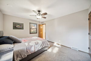 28_Interior