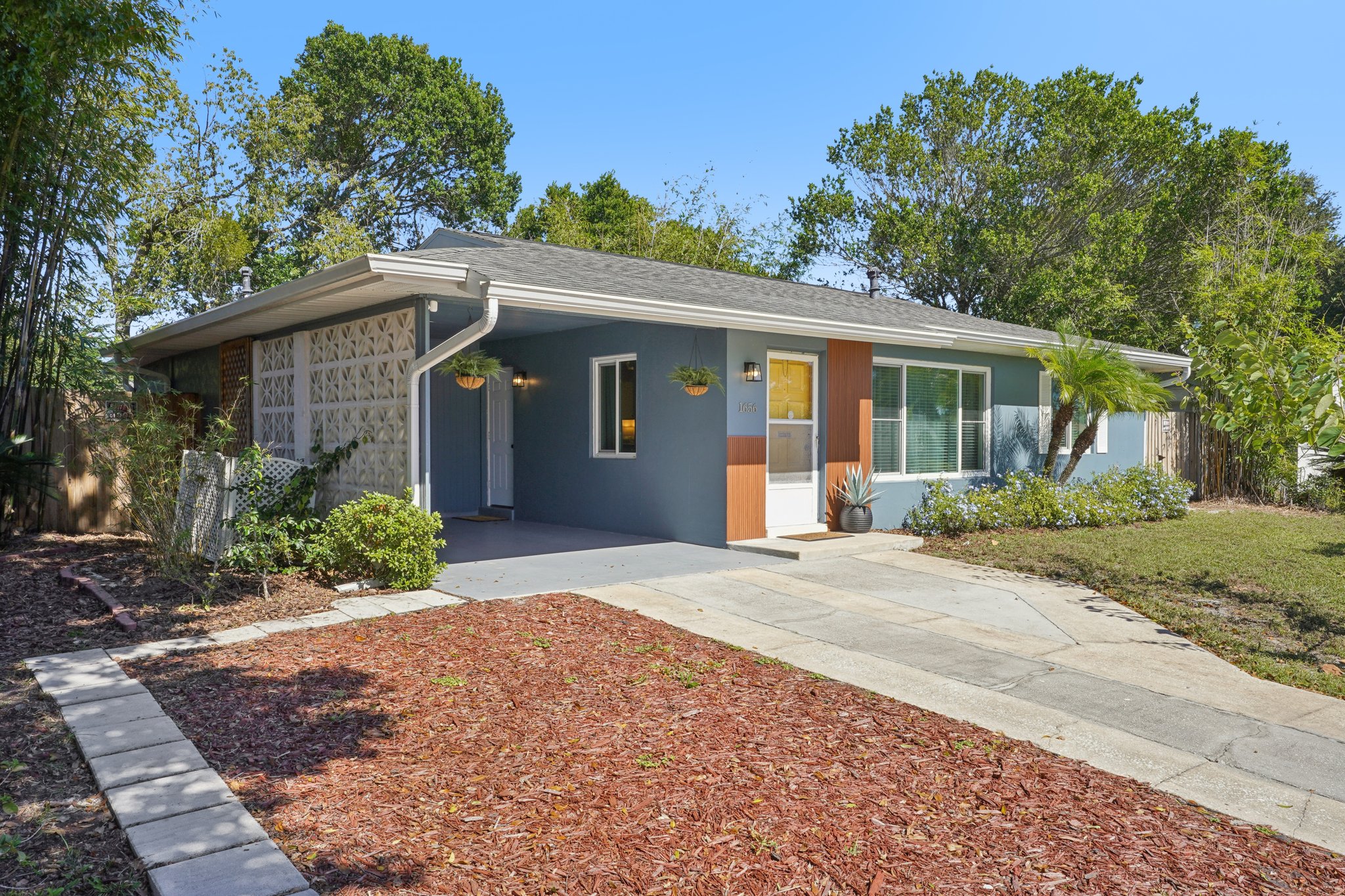 Brentlawn St-S3110-003.jpg