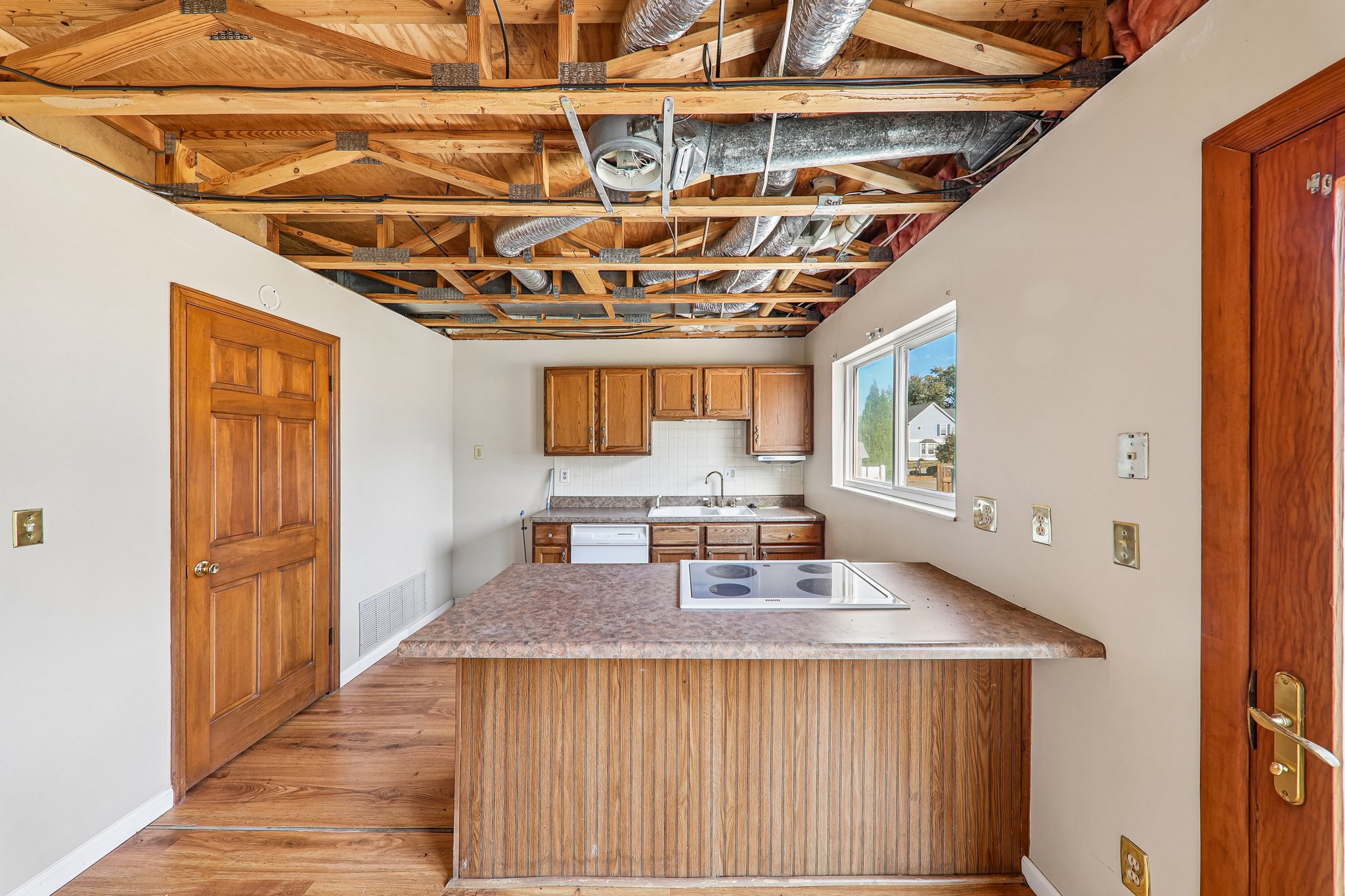 1656 Florine Blvd-S1410-015.jpg