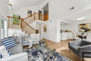 Holly Cir-S2104-013.jpg