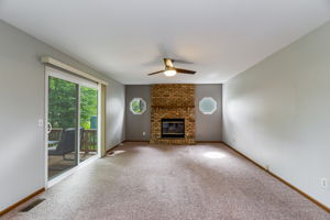  1657 Timber Ln Dr, Montgomery, IL 60538, US Photo 11