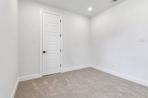 Branchers Dr-S1106-024.jpg