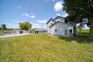  Photo 0