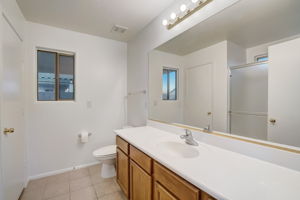 W Rimrock St-017