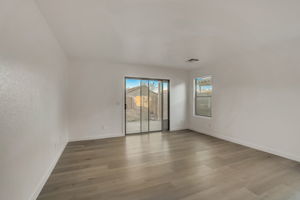 W Rimrock St-013