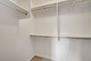 W Rimrock St-019